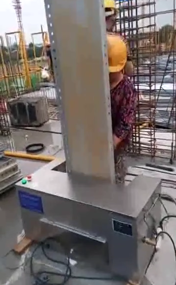 建筑模板傳送機(jī)